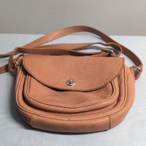 Roots Riverside Crossbody Tribe Leather Bag Coral